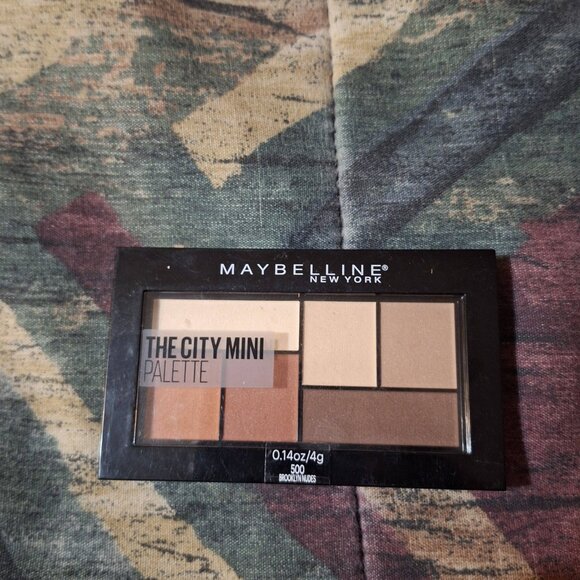 🤎✨ Maybelline The City Mini Brooklyn Nudes Eyeshadow Palette - Picture 2 of 2